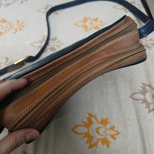 100% leather alfred snug crossbody bag