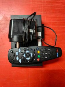 Tata Sky HD Set Top Box with Remote &amp; Charger