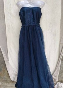 Elegant Navy Blue Strapless Tulle Gown