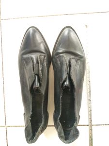 Black Pure Leather Shoes Sz 37-38