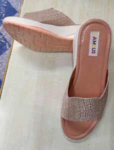Famous Heel Slipper, Size 39