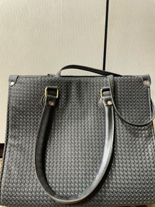 Chic Textured Black Handbag