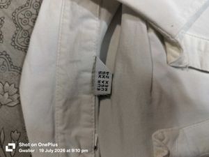Fitted White Ruched Button-Up Shirt