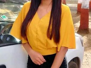 Mustard yellow top