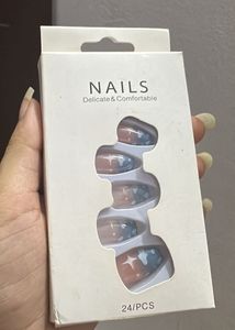 Press-On Nails - 24 Pcs