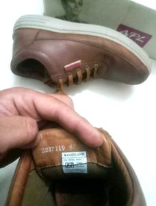 ✨💯 ORIGINAL WOODLAND CASUAL TAN  SNEAKERS