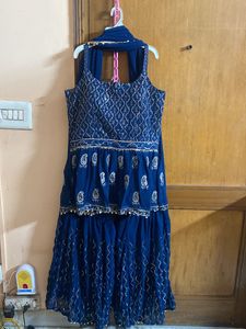 PEPLUM STYLE BRAND NEW SHARARA SET SIZE L