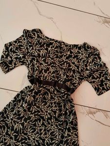 Chic Black &amp; White Floral Print Dress