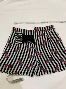 any 5 200 Striped Shorts with Bow Print