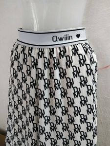 leng 41 Stylish Wide Leg Printed Pants