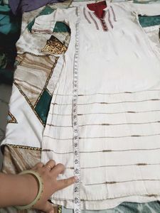 Elegant Embroidered Kurta