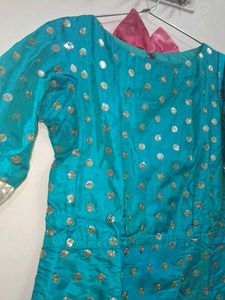 women peplum style Ethnic Clothing Set