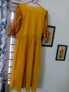 Women's Traditional Designer Kurti Set