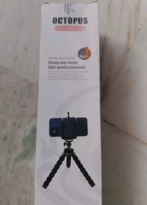Flexible Tripod for Phones and Cameras