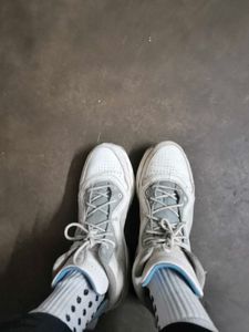 adidas white basketball shoe