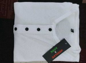 white tshirt for men