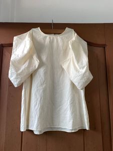 Cream Puff Sleeve Top