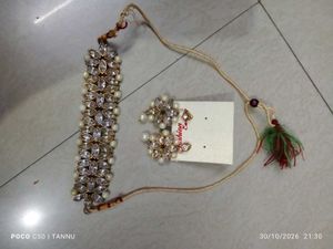 Elegant Kundan Choker Necklace Set