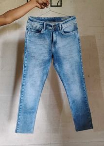 Stylish Blue Wash Denim Jeans size :- 30