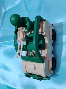 Toy Soldier Jeep with Gun
