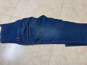 Zola High-Waisted Blue Denim Jeans