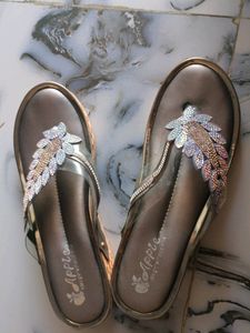 Sandal