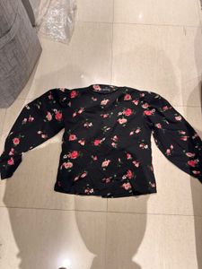 Floral Print Long Sleeve Top
