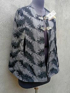 Elegant Feather Print Cape Jacket