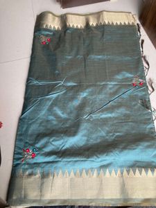 Designer Saari