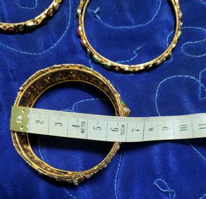 6 BANGLES SET