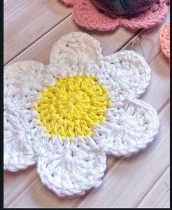 Daisy Flower Crochet Coasters (Set of 4)