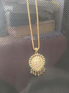 #Brandnew#necklace#golden#pendant#minakari#elegant#traditional#ethnic#beautiful#redgreenwhitestones