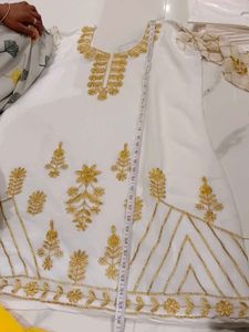 Beautiful White &amp; Yellow Kurta Set