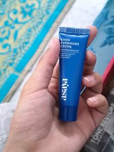 Asaya Fade Roll-On and knee cream