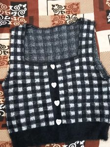 Cute Gingham Knit Vest