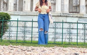 Max Trendy Ripped Wide-Leg Jeans