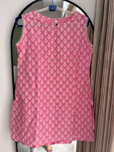 YURIS Floral Kurta (Dupatta Not Included)