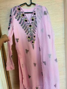 Embroidered Kurta Set Of 3 🦩