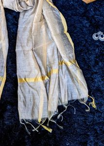 Off White Festive Dupatta with Gold Detailing
