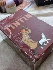 Tintin Book Collection - Set of 8 hard cover