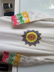 Elegant Off-White Printed Kurta