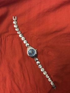 Elegant Women's Watch with Silver Band