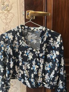 Chic Floral Print Long Sleeve Blouse