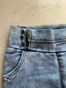 Cute Girls Light Wash Jeans