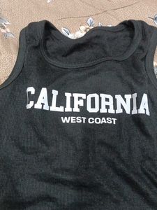 3x Graphic Tank Tops Bundle
