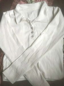 iam selling my crop top like new