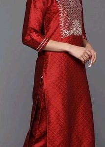 Elegant Red Floral Print Kurta Set