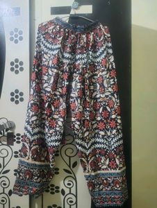 Pakistani Stylish Printed Kurta set