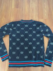 Crown Print V-Neck Cardigan