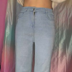 Light Wash Wide Leg 👖👖